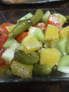 Una foto de Ensalada de kiwi y naranja