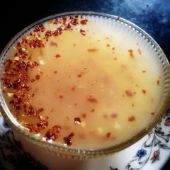 Hot garlic soup A picture of Hot garlic soup.