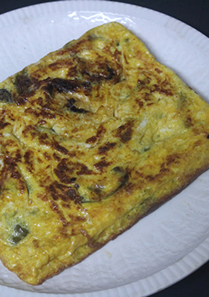 Una foto de Tortilla cuadrada de espárragos verdes