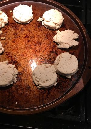 A picture of Southern beaten biscuits.