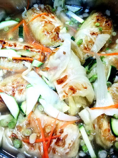 Una foto de Sopa de Rollitos de Repollo y Vegetales
