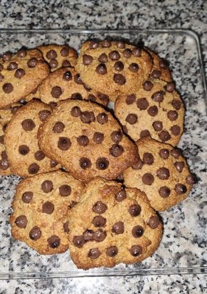 Una foto de Galletas de avena con maracuyá y chocolate