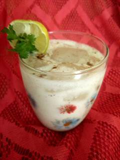 नींबू पानी लस्सी (Nimbu pani Lassi recipe in hindi) रेसिपी मुख्य फोटो