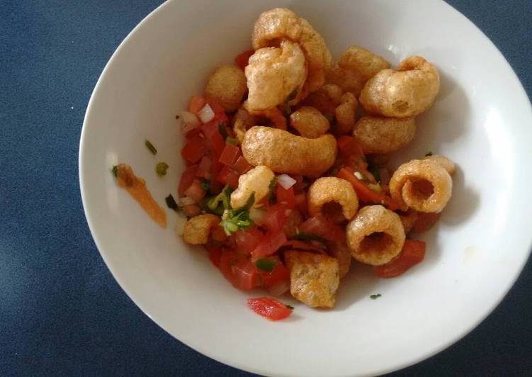 Chicharrón cascarita con pico de gallo ॐ