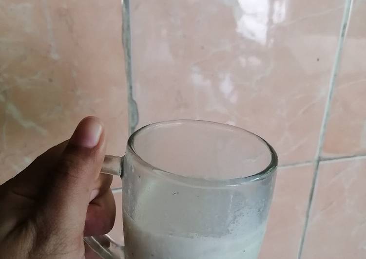 makanan Matcha milkshake (Green tea milkshake) Anti Gagal