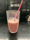 Smoothie de fresas y banano