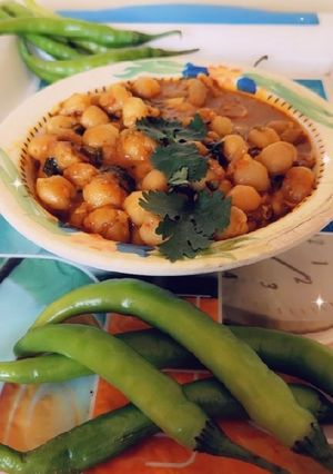 छोलै (chole recipe in Hindi) रेसिपी मुख्य फोटो