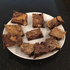 A picture of Caramel Dust Fudge Brownies.