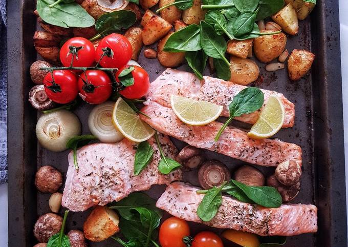 One pan baked salmon and veggies