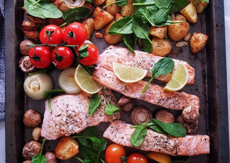 One pan baked salmon and veggies