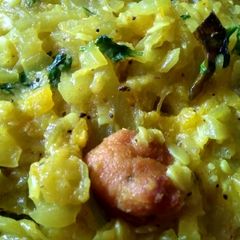 A picture of Bottle gourd curry.