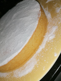Una foto de Bizcocho al limón 🥧🍋