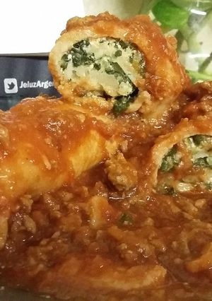 Una foto de Canelones de ricota y verdura, con muchos recuerdos