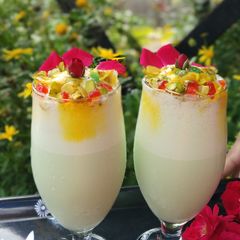 Kesar Badam Pista Milkshake A picture of Kesar Badam Pista Milkshake.