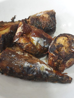 A picture of Fried fish.