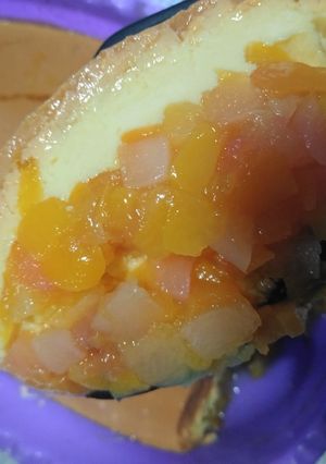 Una foto de Flan con fruta