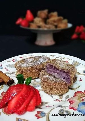 Una foto de Torrijas de vino tinto