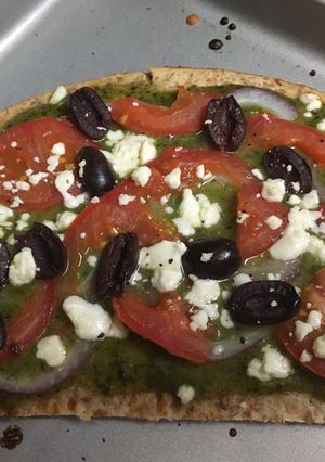 A picture of Pesto Pizza.