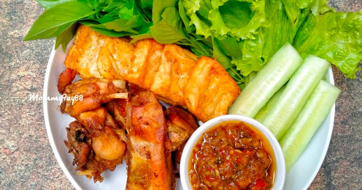 Ayam Penyet Khas Surabaya