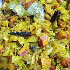 A picture of बंद गोभी की सब्जी(BANDGOBHI KI SABZI RECIPE IN HINDI).
