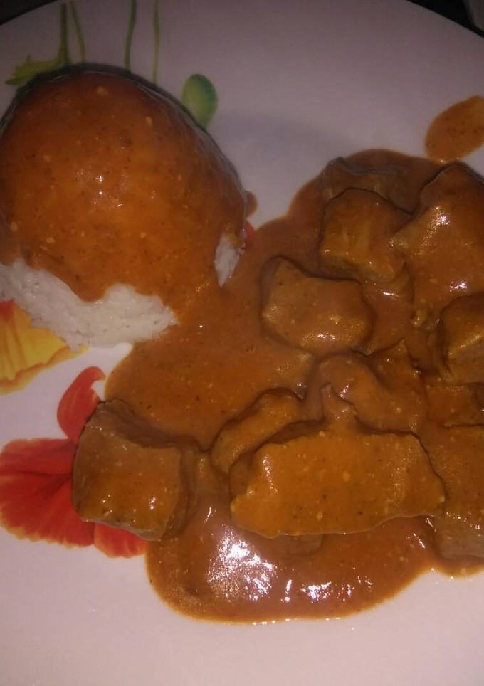 Una foto de Carne con tomate