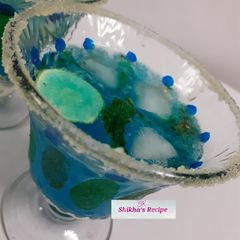 A picture of Blue lagoon mocktail(non-alcoholic).