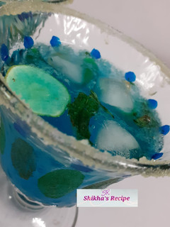 A picture of Blue lagoon mocktail(non-alcoholic).