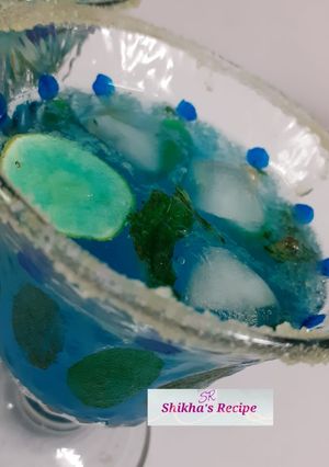 A picture of Blue lagoon mocktail(non-alcoholic).