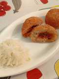 Arancini raguval, borsóval és mozzarellával
