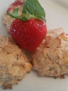 A picture of Strawberry-Mint Cream Cheese Cookies.