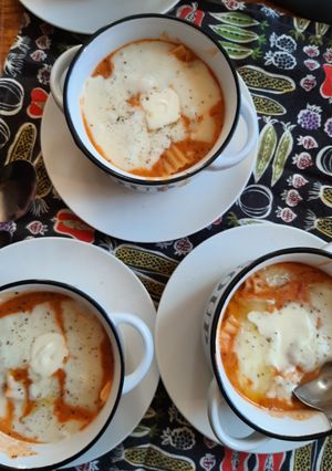 Una foto de Sopa de lasaña