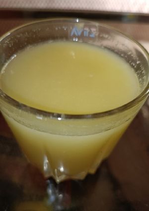 मोसंबी का रस रेसिपी मुख्य फोटो