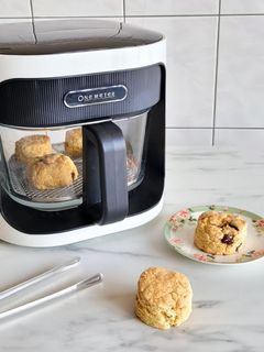 超簡單～氣炸鍋也能做出好吃的蔓越莓司康 的食譜成品照片