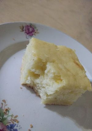 Una foto de Torta húmeda de limón