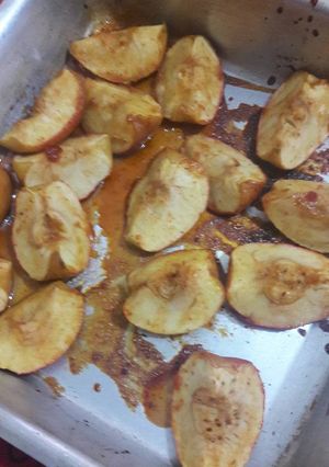 Una foto de Manzanas en salsa de membrillo y miel