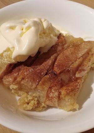 A picture of Vickys Pear Pudding with a Cinnamon Sugar Crust, GF DF EF SF NF.