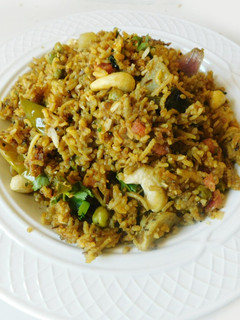 மசாலா சாதம் (மசாலே பாத்)(masala rice recipe in tamil), செய்முறை முக்கிய புகைப்படம்