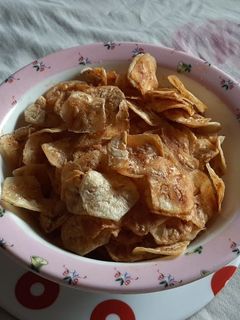 કેળાની વેફર (Banana Wafer Recipe In Gujarati) રેસીપી મુખ્ય ફોટો