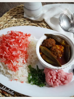 عکسی از دستور خورشت بامیه باگوشت قلقلی