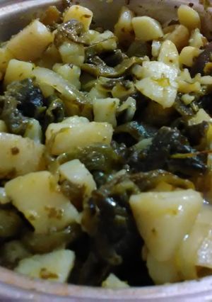 Una foto de Rajas con papas
