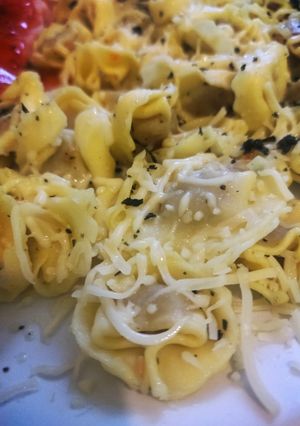 Φωτογραφία της συνταγής Τορτελίνια (tortellini) σκορδάτα στα γρήγορα 🧄