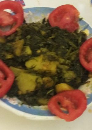 सोया और आलू का साग (soya aur aloo ka saag recipe in Hindi) रेसिपी मुख्य फोटो