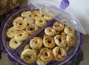 صورة لوصفة طريقة عمل كعك العيد بالتمر