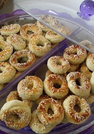 صورة لوصفة طريقة عمل كعك العيد بالتمر