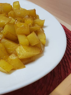 Una foto de Patatas al ajíllo