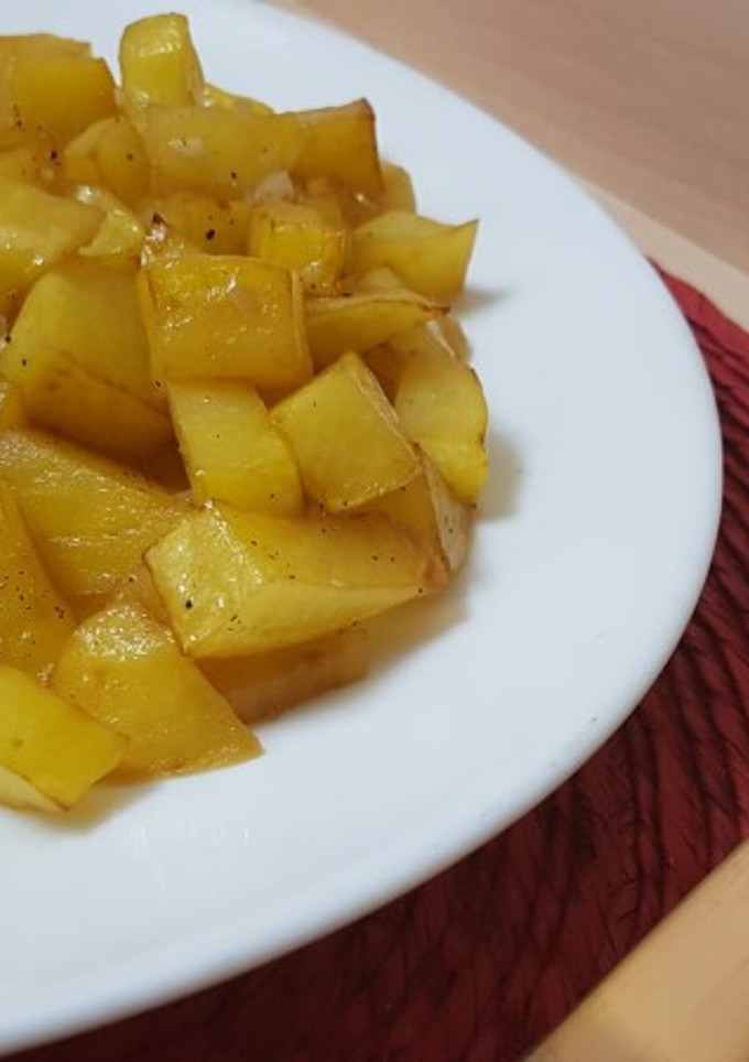 Una foto de Patatas al ajíllo
