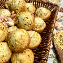 A picture of Super soft Pistachio Muffins.
