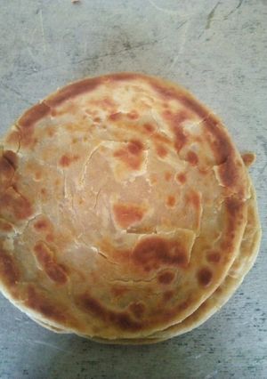 A picture of Fluffy coconut ginger chapati.