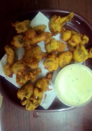 A picture of Broccoli pakora.