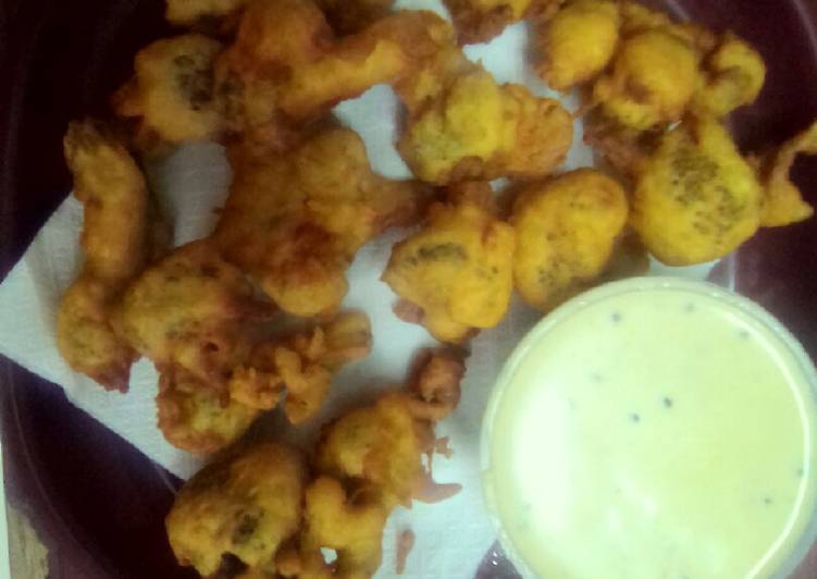 Recipe of Award-winning Broccoli pakora